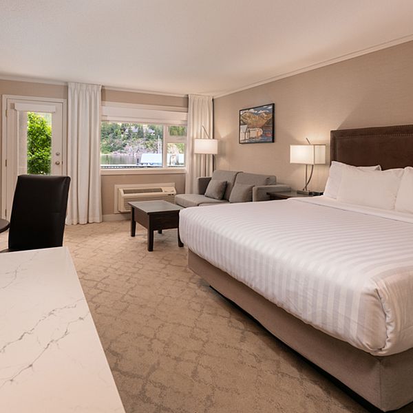 Studio King Room